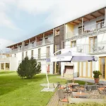 Seetelhotel Nautic Usedom & Fuer Wellness & Genuss Auf Usedom מלון Koserow