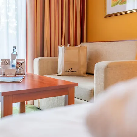 호텔 Seetelhotel Nautic Usedom & Fuer Wellness & Genuss Auf Usedom 코세로우