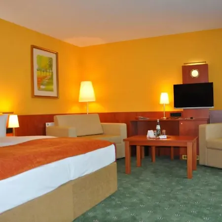 ホテル Seetelhotel Nautic Usedom & Fuer Wellness & Genuss Auf Usedom 4*