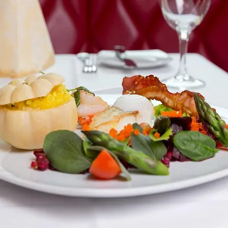 Seetelhotel Nautic Usedom & Fuer Wellness & Genuss Auf Usedom ホテル 4*